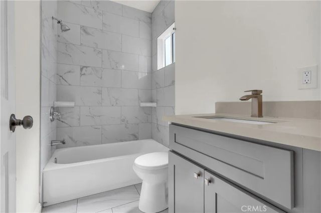 8711 S Fir, Los Angeles, CA 90002