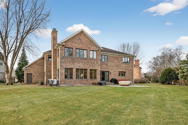 1036 E Talbot Street, Arlington Heights, IL 60004