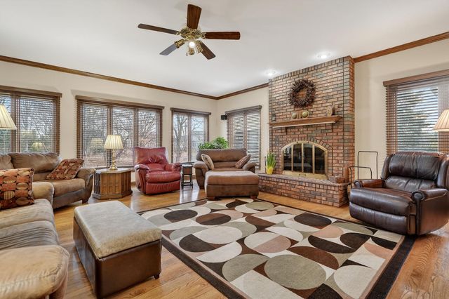 1036 E Talbot Street, Arlington Heights, IL 60004