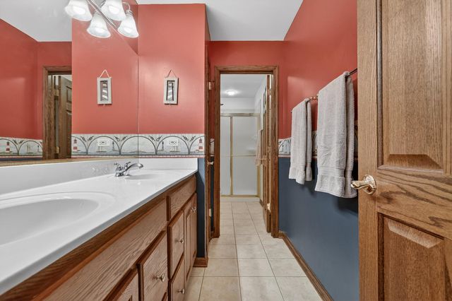 1036 E Talbot Street, Arlington Heights, IL 60004