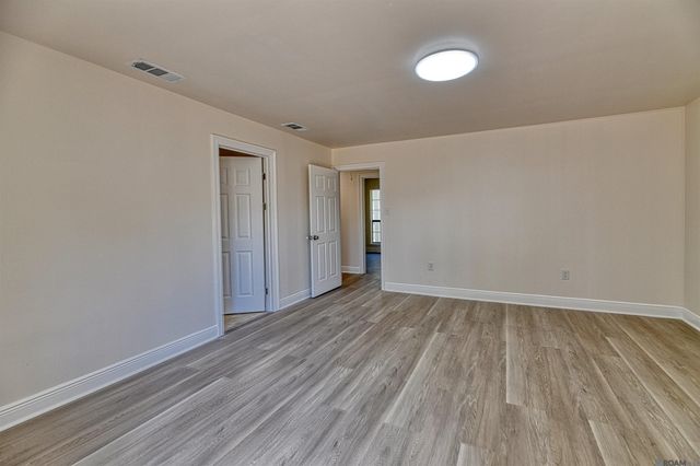 7618 Chairman Ave, Baton Rouge, LA 70817