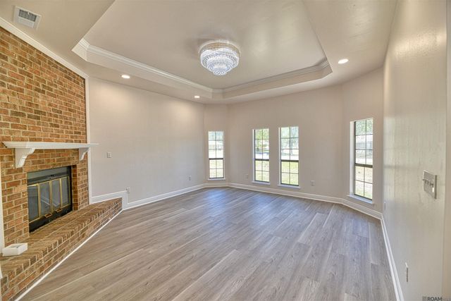 7618 Chairman Ave, Baton Rouge, LA 70817