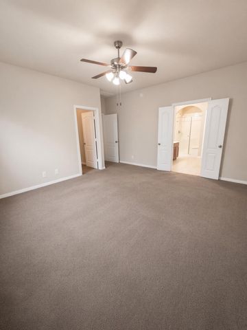 8723 W Crescent Lake Circle, Baytown, TX 77521