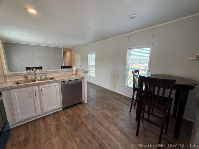 5611 S 377th West Avenue, Mannford, OK 74044