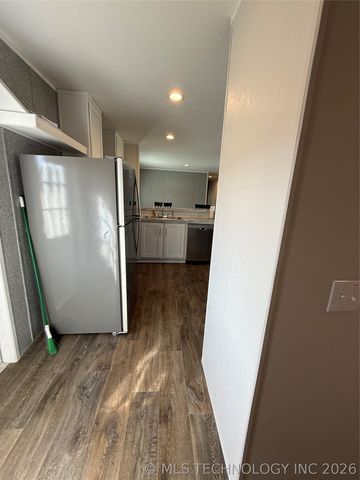 5611 S 377th West Avenue, Mannford, OK 74044