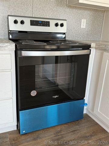 5611 S 377th West Avenue, Mannford, OK 74044