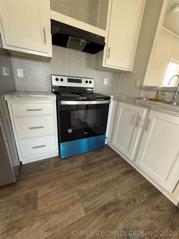 5611 S 377th West Avenue, Mannford, OK 74044