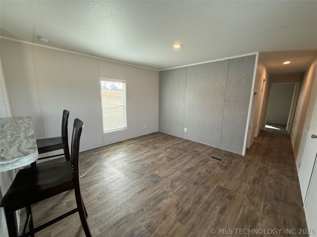 5611 S 377th West Avenue, Mannford, OK 74044