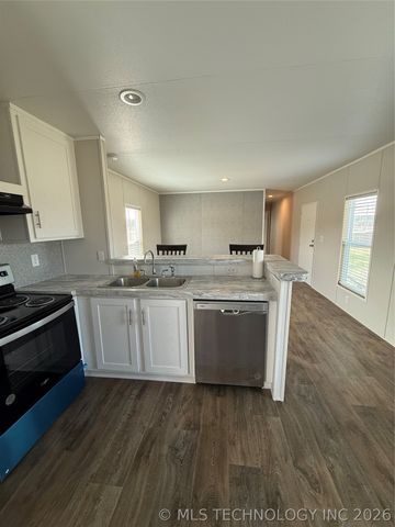 5611 S 377th West Avenue, Mannford, OK 74044