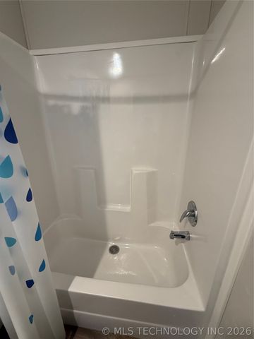 5611 S 377th West Avenue, Mannford, OK 74044