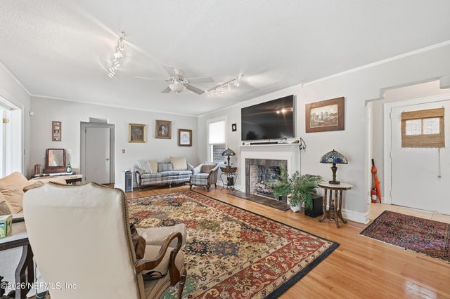 1409 GAY Avenue, Jacksonville, FL 32207