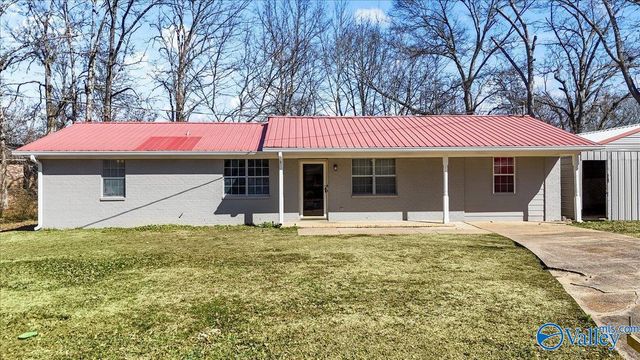 1117 Waylan Avenue, Albertville, AL 35950