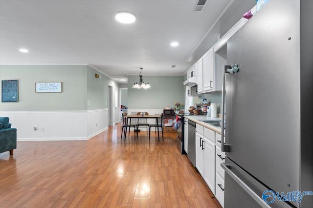 1117 Waylan Avenue, Albertville, AL 35950