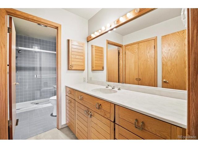 1625 E Layton Dr, Englewood, CO 80113