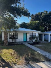 1434 N LINCOLN AVENUE, Lakeland, FL 33805