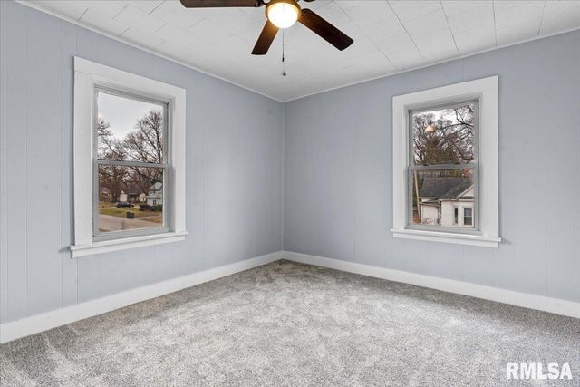 1529 E EDWARDS Street, Springfield, IL 62703