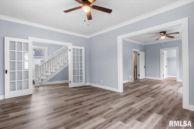 1529 E EDWARDS Street, Springfield, IL 62703