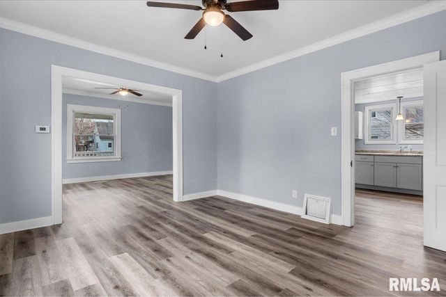 1529 E EDWARDS Street, Springfield, IL 62703