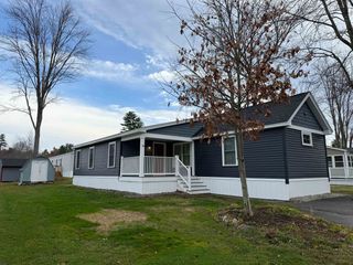 14 South Emperor Drive, Concord, NH 03303