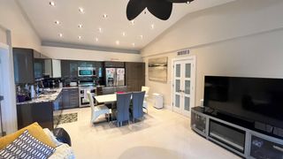 831 Lyons Rd 23201, Coconut Creek, FL 33063