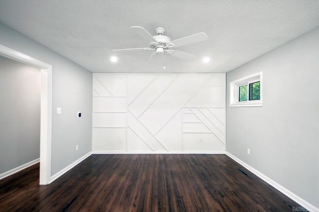 721 W Narroway, Benton, AR 72015