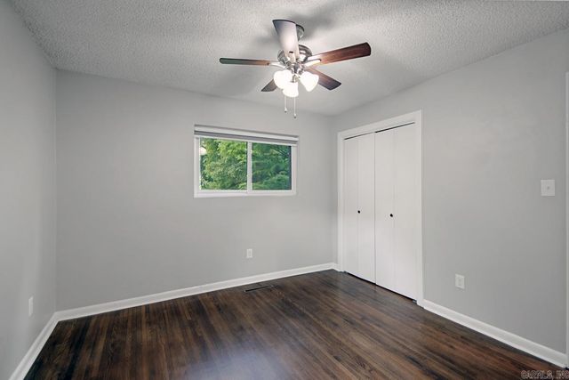 721 W Narroway, Benton, AR 72015