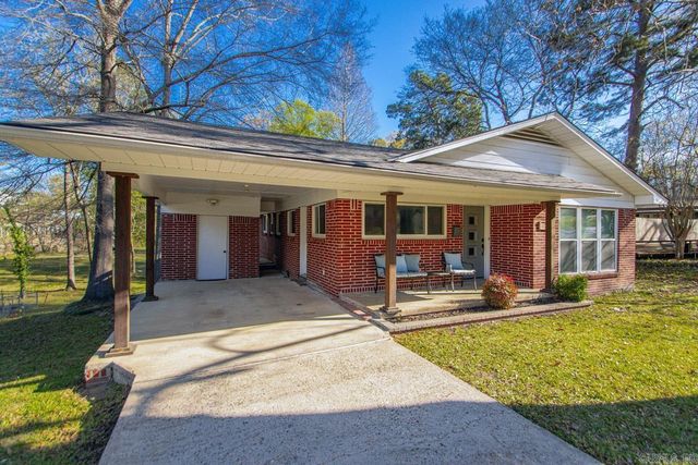 721 W Narroway, Benton, AR 72015