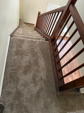 9370 Village Lance, San Antonio, TX 78250