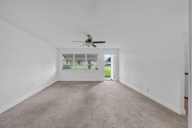 4550 NW 4TH Street B, Delray Beach, FL 33445