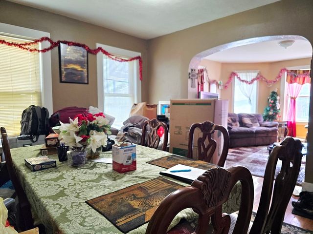 29 Cambridge St, Worcester, MA 01603
