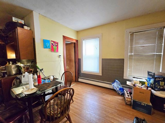 29 Cambridge St, Worcester, MA 01603