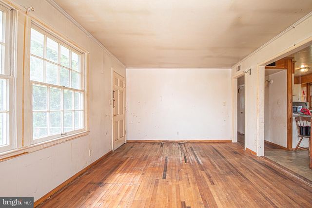 23 RINGGOLD RD, Fredericksburg, VA 22405