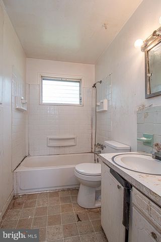 23 RINGGOLD RD, Fredericksburg, VA 22405