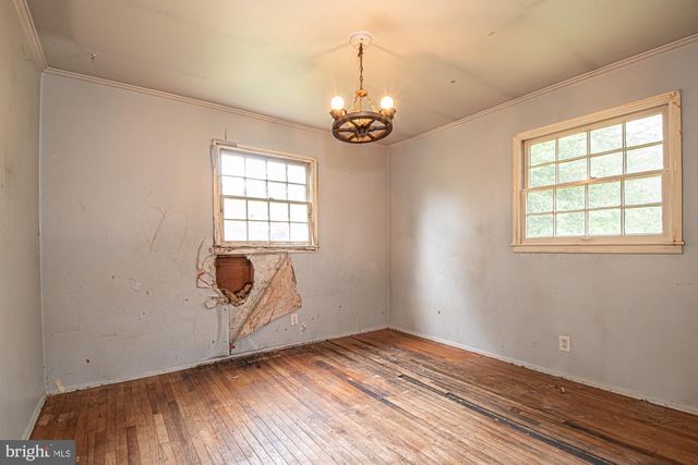 23 RINGGOLD RD, Fredericksburg, VA 22405