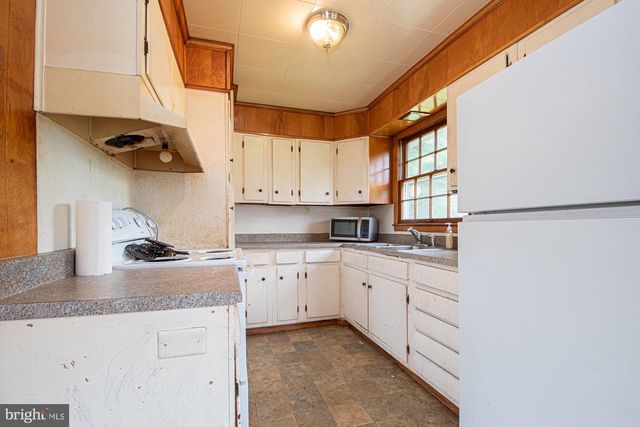 23 RINGGOLD RD, Fredericksburg, VA 22405