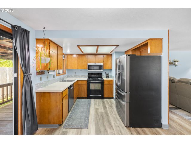 5731 Ne FAILING St, Portland, OR 97213