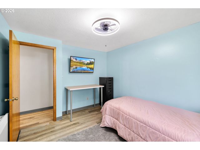 5731 Ne FAILING St, Portland, OR 97213