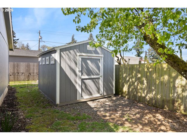 5731 Ne FAILING St, Portland, OR 97213