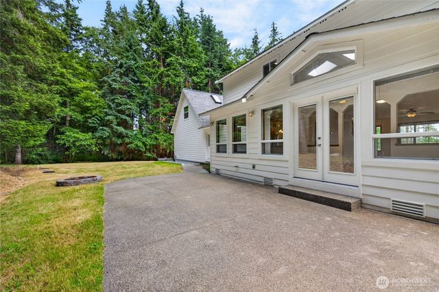 955 Doyle Lane, Oak Harbor, WA 98277