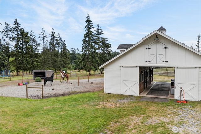 955 Doyle Lane, Oak Harbor, WA 98277