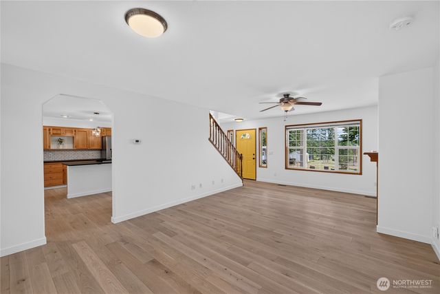 955 Doyle Lane, Oak Harbor, WA 98277
