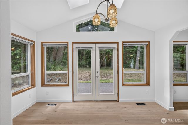 955 Doyle Lane, Oak Harbor, WA 98277