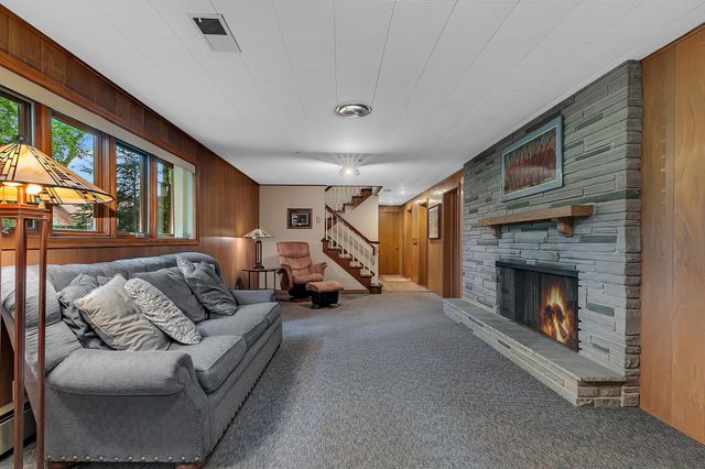 3135 Blackheath Drive, Saint Cloud, MN 56301