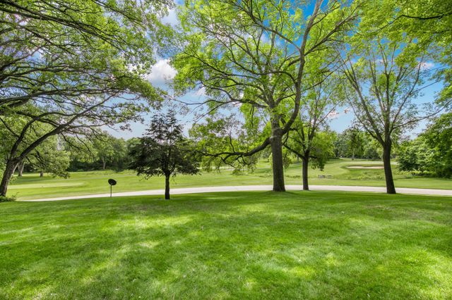 3135 Blackheath Drive, Saint Cloud, MN 56301