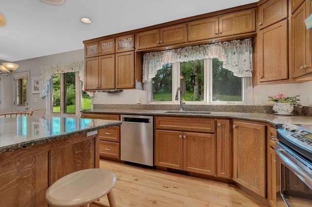 3135 Blackheath Drive, Saint Cloud, MN 56301