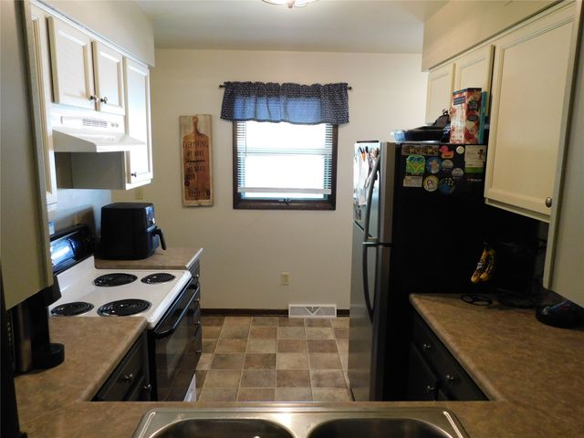 3406 W 10TH Street, Millcreek, PA 16505