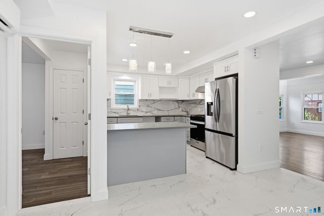52 Fourth Street, Hamden, CT 06514