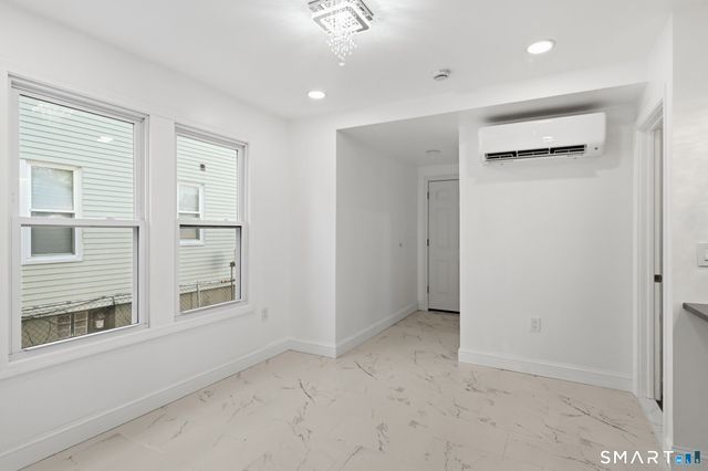 52 Fourth Street, Hamden, CT 06514