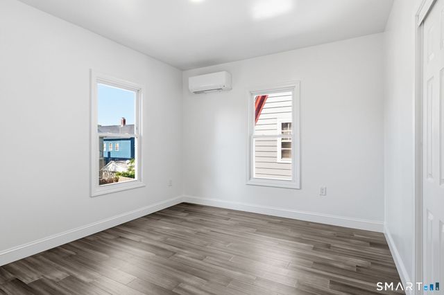 52 Fourth Street, Hamden, CT 06514