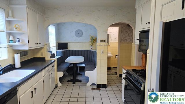 2631 West Allen Street, Allentown City, PA 18104